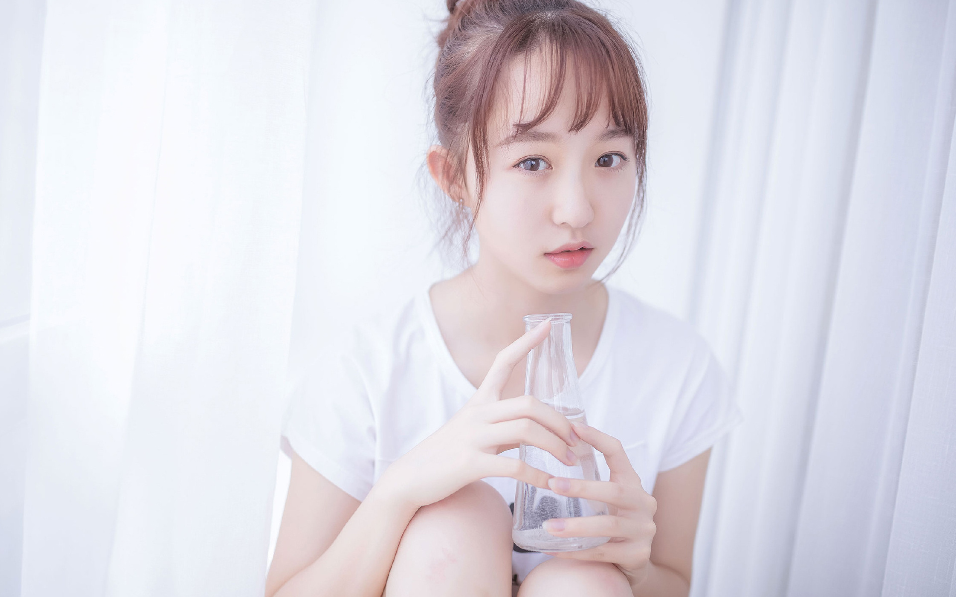 “青训明星：少年足球天才崭露头角”，少年成名的足球明星