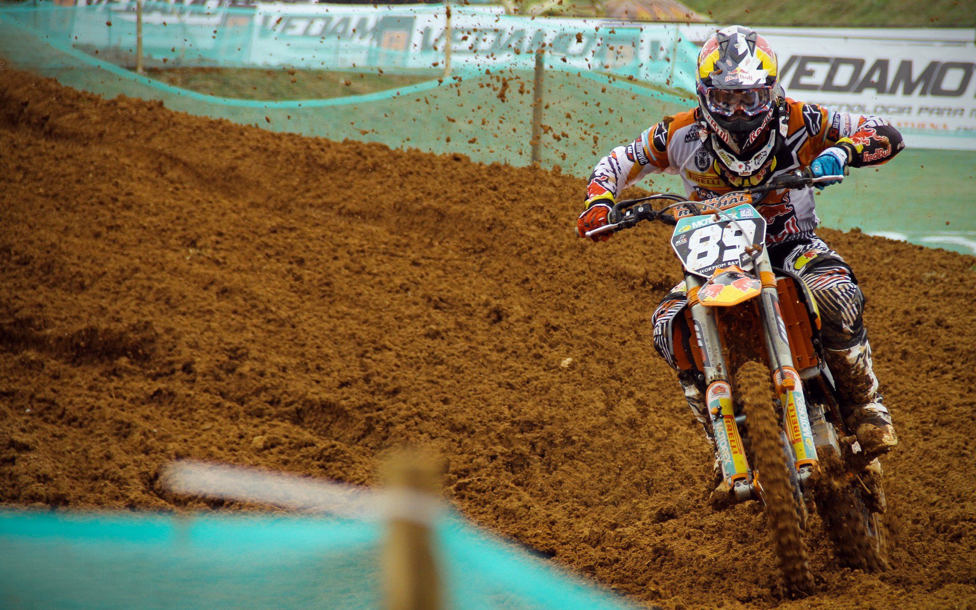 2017年季后赛：库里在对阵马刺的系列赛中累计投中超过20个三分，成为历史最强“投手”之一